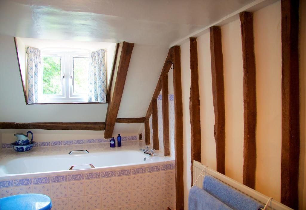 Colston Hall Farmhouse B&B Framlingham Szoba fotó