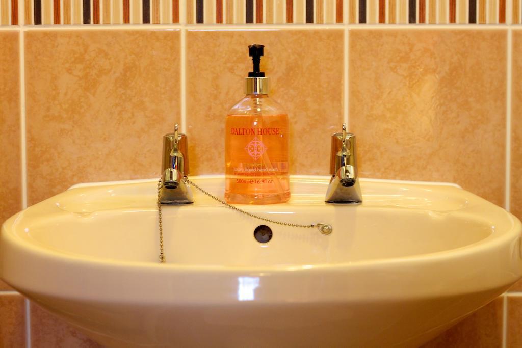 Colston Hall Farmhouse B&B Framlingham Szoba fotó